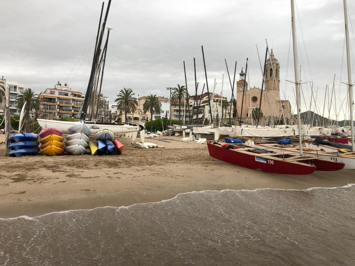 Fragata Beach Seaview Sitges Ngoại thất bức ảnh